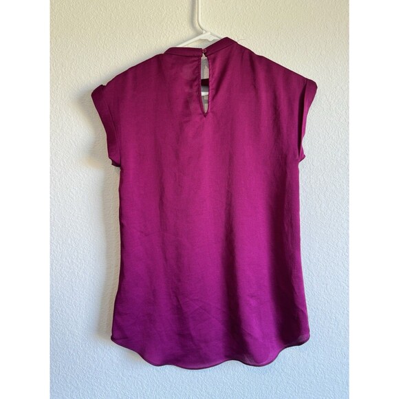 Express Women's Purple Cap Sleeve Blouse V Neck Pullover Chiffon Career XS - Picture 2 of 10